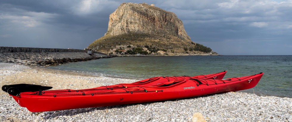 <h1>Sea Kayaking in Monemvasia!</h1><h3>Don't miss the chance to live a unique experience and stare at the mythical Castle Town from the sea as it is unveiled in its entire glory.</h3>